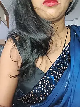 Snapshot of Janu-hasena chatting on July 20, 2026, 5:48 pm Janu-hasena online show from July 20, 2026, 5:48 pm