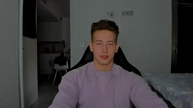 Snapshot of find0m_master chatting on March 10, 2026, 4:00 pm find0m master online show from March 10, 2026, 4:00 pm