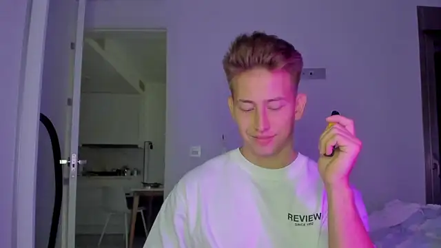 find0m master online show from December 21, 2025, 3:47 pm