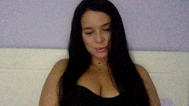 Fayronna online show from March 19, 2026, 5:46 pm