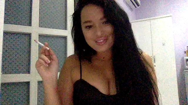 Fayronna online show from March 21, 2026, 4:44 pm