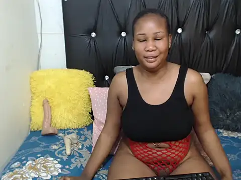 pearlxx20 online show from June 18, 2026, 6:02 pm