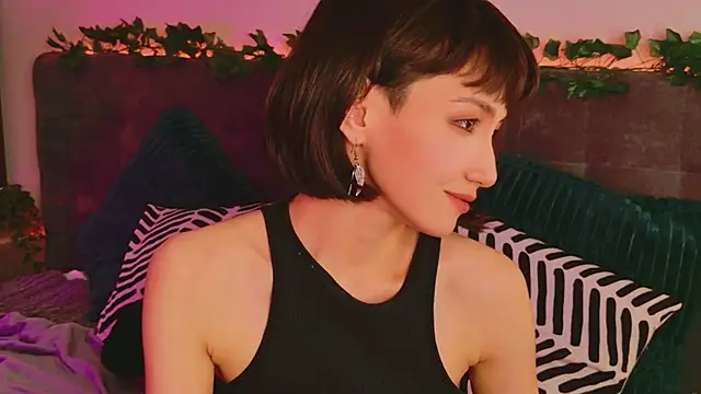 GentleMusee online show from June 18, 2026, 2:33 pm