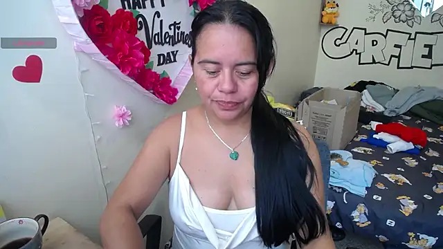 Miss  kendra  online show from July 6, 2026, 4:31 pm
