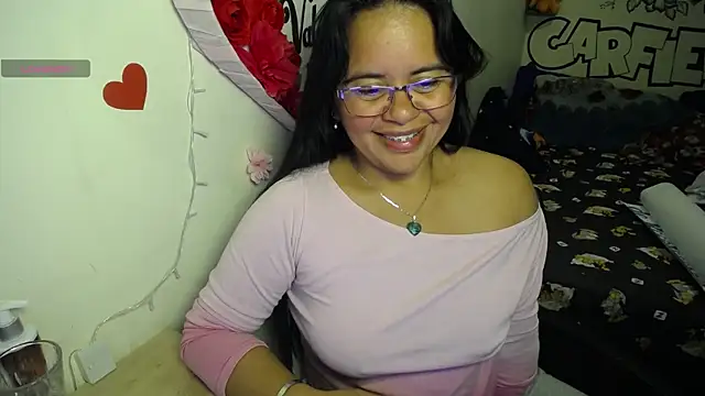 Miss  kendra  online show from August 5, 2026, 12:26 am