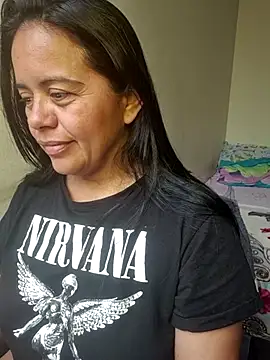 Miss  kendra  online show from November 24, 2025, 3:45 pm