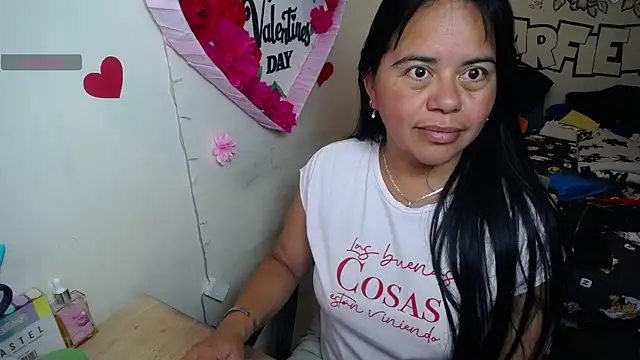 Miss  kendra  online show from July 21, 2026, 2:40 pm