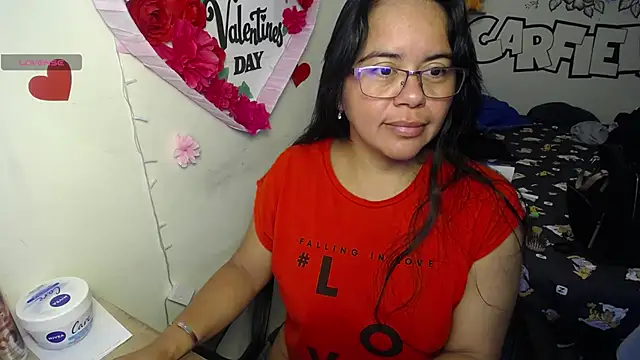 Miss  kendra  online show from June 27, 2026, 12:22 pm