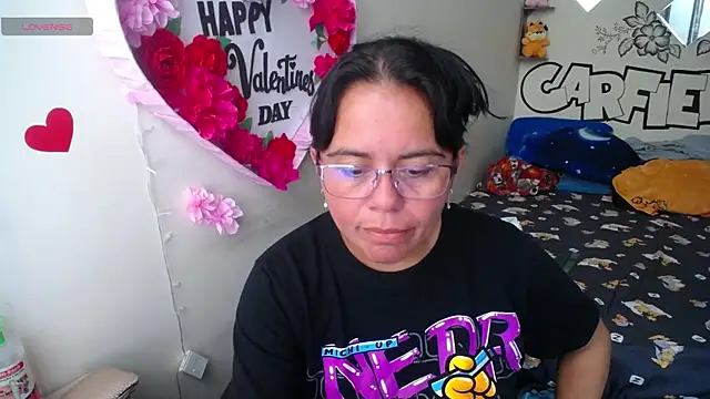 Snapshot of Miss__kendra_ chatting on June 1, 2026, 1:44 pm Miss kendra online show from June 1, 2026, 1:44 pm