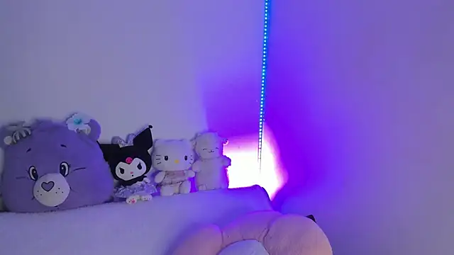 LucieAngels online show from April 25, 2026, 9:34 am
