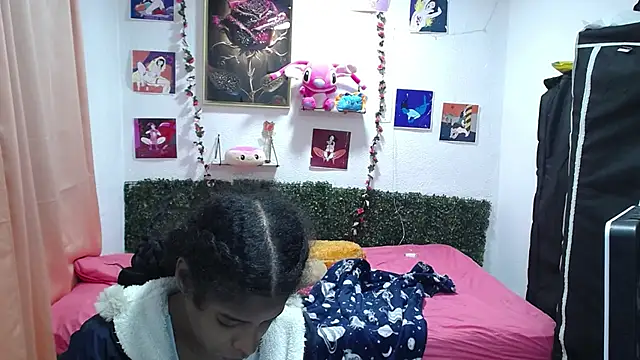 thianahorny online show from April 29, 2026, 1:59 pm