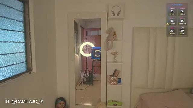 Snapshot of KIMMIE_01 chatting on February 18, 2026, 3:41 pm KIMMIE 01 online show from February 18, 2026, 3:41 pm