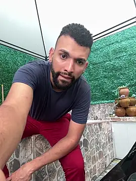 Snapshot of onlymen2025 chatting on October 15, 2025, 7:44 pm onlymen2025 online show from October 15, 2025, 7:44 pm