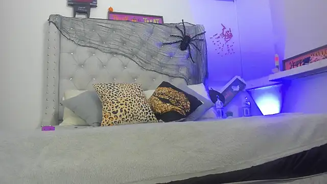 ChocoBunny1 online show from October 22, 2025, 3:28 am