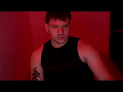 Snapshot of Skol_100802 chatting on March 13, 2026, 3:22 am Skol 100802 online show from March 13, 2026, 3:22 am