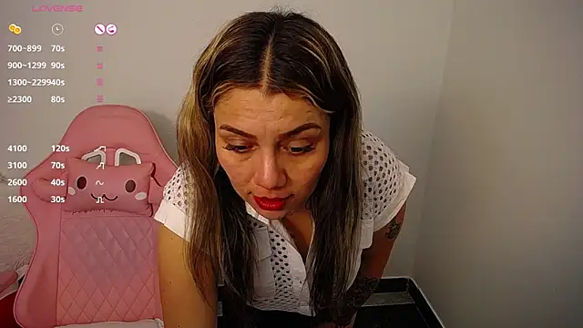 Isabella wish1 online show from November 10, 2025, 8:25 pm