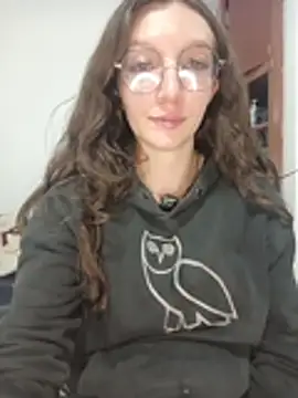 Snapshot of Lucy_colee chatting on February 6, 2026, 1:23 am Lucy colee online show from February 6, 2026, 1:23 am