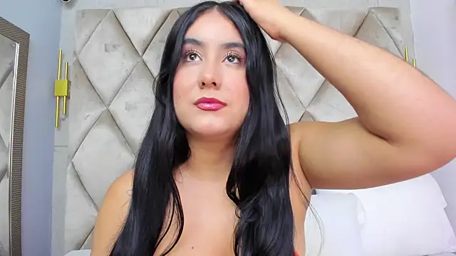 Snapshot of GabyParker_ chatting on July 4, 2026, 12:11 pm GabyParker online show from July 4, 2026, 12:11 pm
