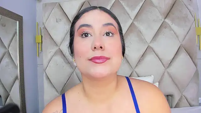 Snapshot of GabyParker_ chatting on August 8, 2026, 12:23 pm GabyParker online show from August 8, 2026, 12:23 pm