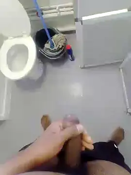 j ratid online show from October 12, 2025, 2:29 pm