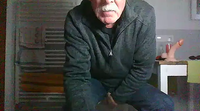 Snapshot of super-snoopy chatting on January 12, 2025, 3:14 pm super-snoopy online show from January 12, 2025, 3:14 pm