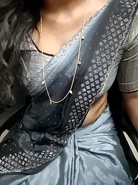 Snapshot of Tamilmallu-duskygirl03 chatting on July 31, 2026, 5:07 am Tamilmallu-duskygirl03 online show from July 31, 2026, 5:07 am
