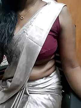 Tamilmallu-duskygirl03 online show from June 6, 2026, 3:28 pm