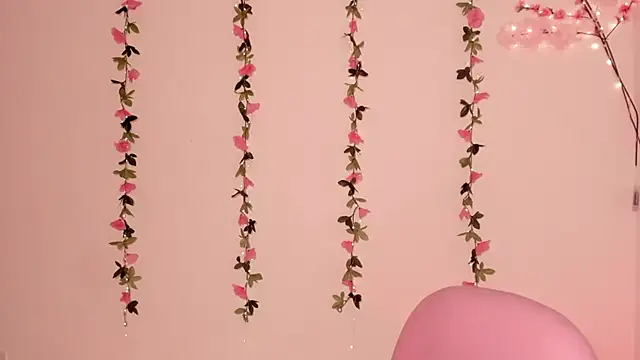 Ashleyroys 111 online show from February 7, 2026, 5:43 pm