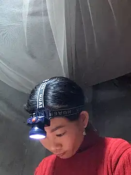 gio-thu online show from February 5, 2026, 5:42 pm