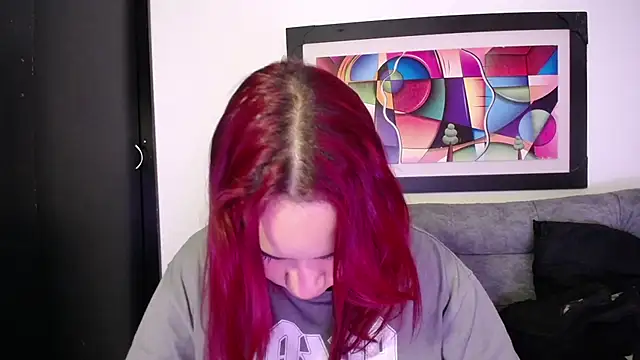 Kari Ruiz  online show from February 6, 2026, 8:27 pm