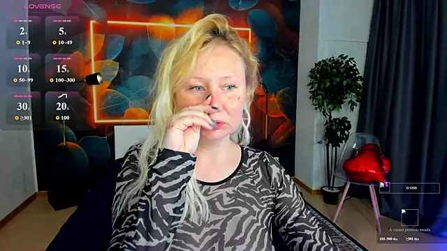 scent  of woman online show from June 18, 2026, 1:26 am