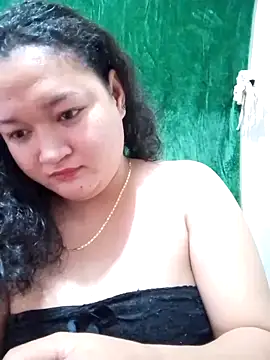 sweetannie13 online show from October 13, 2025, 5:58 pm