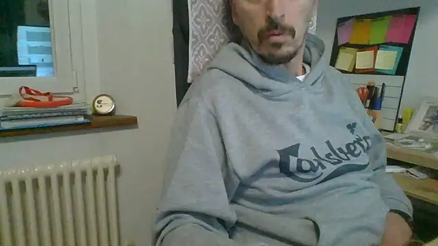 Snapshot of Kawayleo chatting on June 6, 2026, 10:26 pm Kawayleo online show from June 6, 2026, 10:26 pm