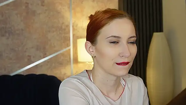 scarleteyes  online show from January 15, 2026, 5:22 am