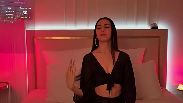 BettyLeen online show from March 15, 2026, 4:08 am