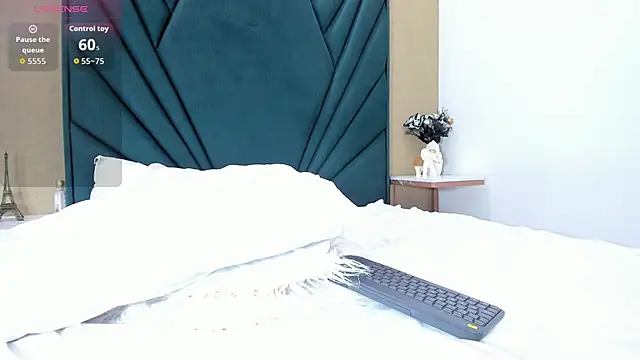 Snapshot of rebeca_brown_ chatting on February 23, 2026, 12:01 am rebeca brown online show from February 23, 2026, 12:01 am