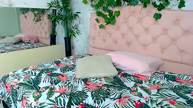 Snapshot of zara_cute chatting on March 6, 2026, 11:55 pm zara cute online show from March 6, 2026, 11:55 pm