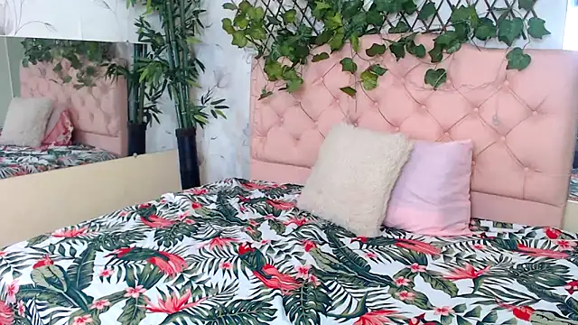 Snapshot of zara_cute chatting on March 9, 2026, 4:43 pm zara cute online show from March 9, 2026, 4:43 pm