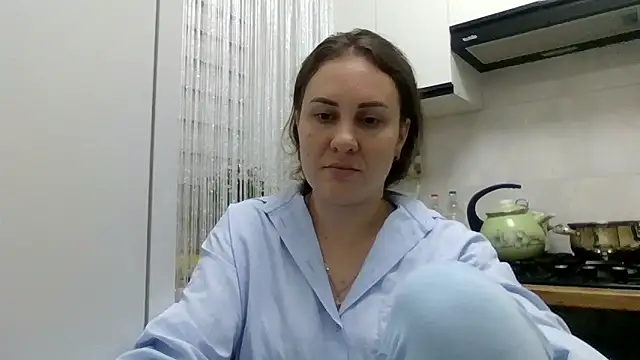 MeadowEyes online show from June 18, 2026, 6:57 pm