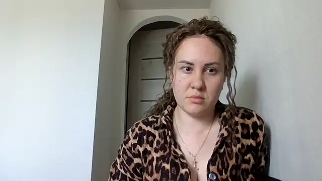 MeadowEyes online show from May 26, 2026, 7:50 am