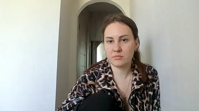 MeadowEyes online show from May 3, 2026, 11:15 am