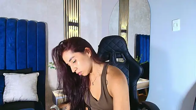 Vittoria Conti  online show from July 23, 2026, 5:42 pm