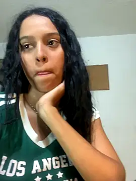 thepicis online show from December 19, 2025, 2:26 am