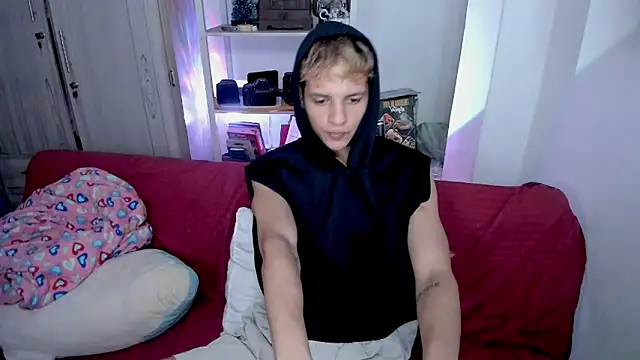 tylernova online show from January 9, 2026, 3:02 am