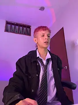 tylernova online show from November 12, 2025, 3:54 am