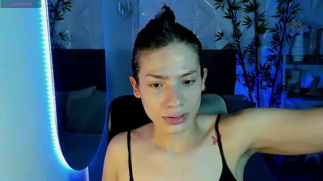 KassMonroe online show from July 25, 2026, 12:44 pm