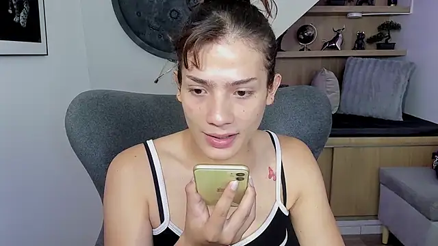 KassMonroe online show from June 17, 2026, 1:21 pm
