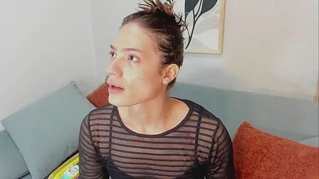 KassMonroe online show from July 28, 2026, 8:23 pm