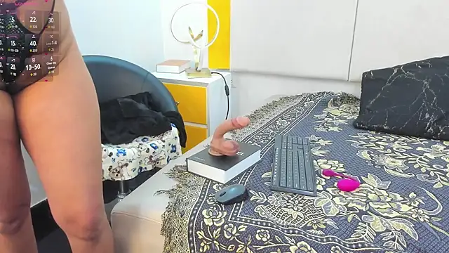Barbbara sweett online show from June 13, 2026, 2:48 pm
