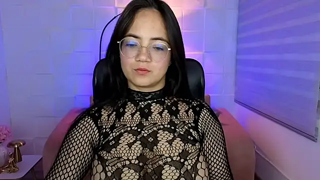 Sasha Grace online show from July 28, 2026, 1:43 pm
